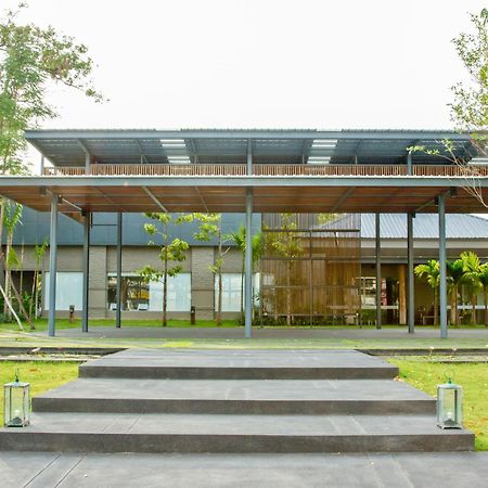 The Park Hotel Phitsanulok Exterior photo