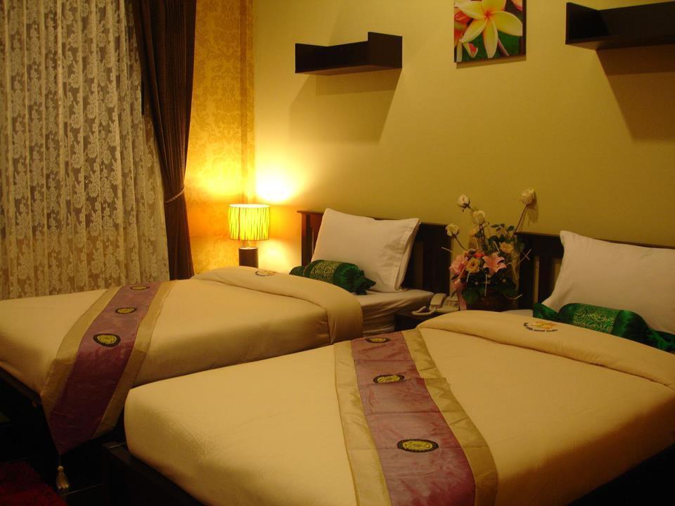 The Park Hotel Phitsanulok Room photo